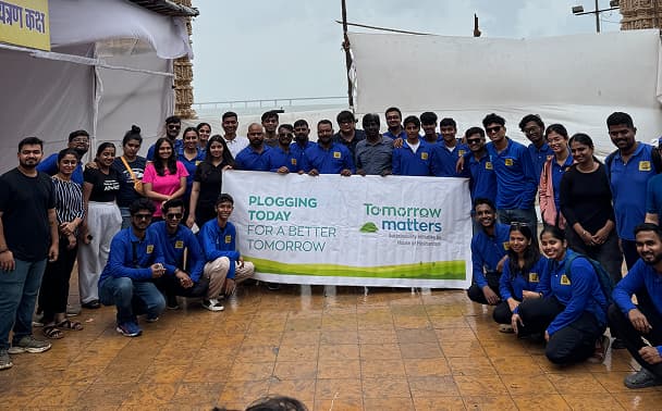 Hiranandani Beach Cleanup drive