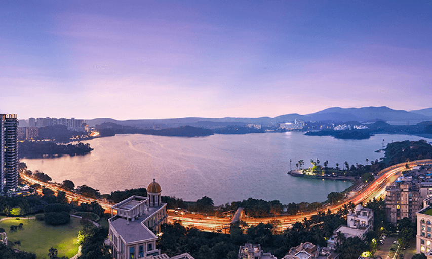 Hiranandani exterior image 6