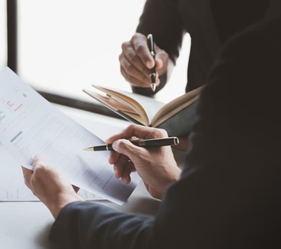 NRI Desk Features Image