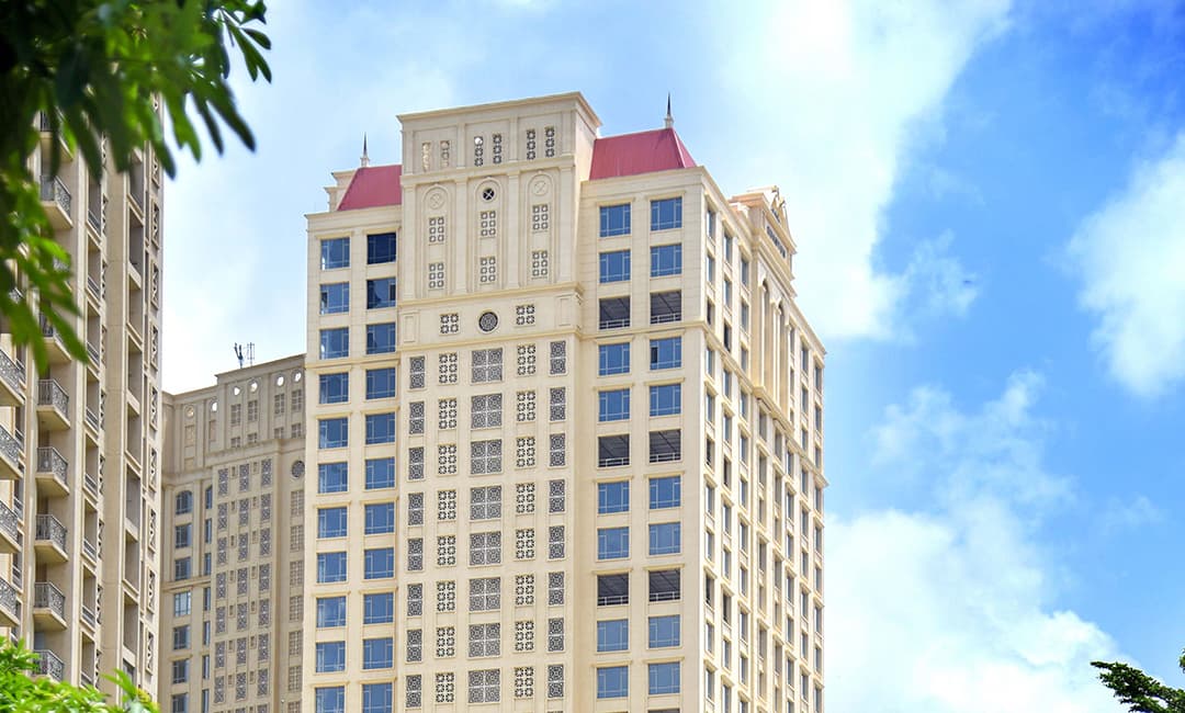 Hiranandani Quantum exterior image 1